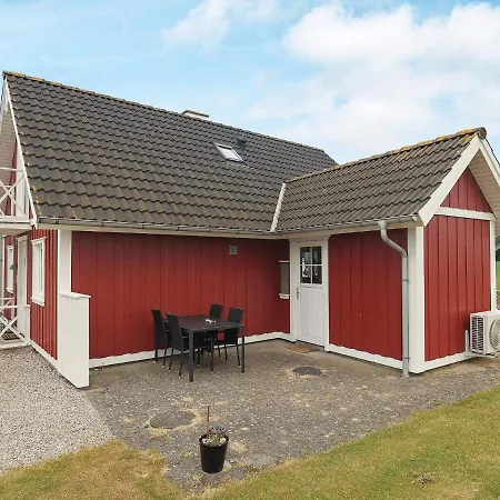 6 Person Holiday In Brenderup Fyn